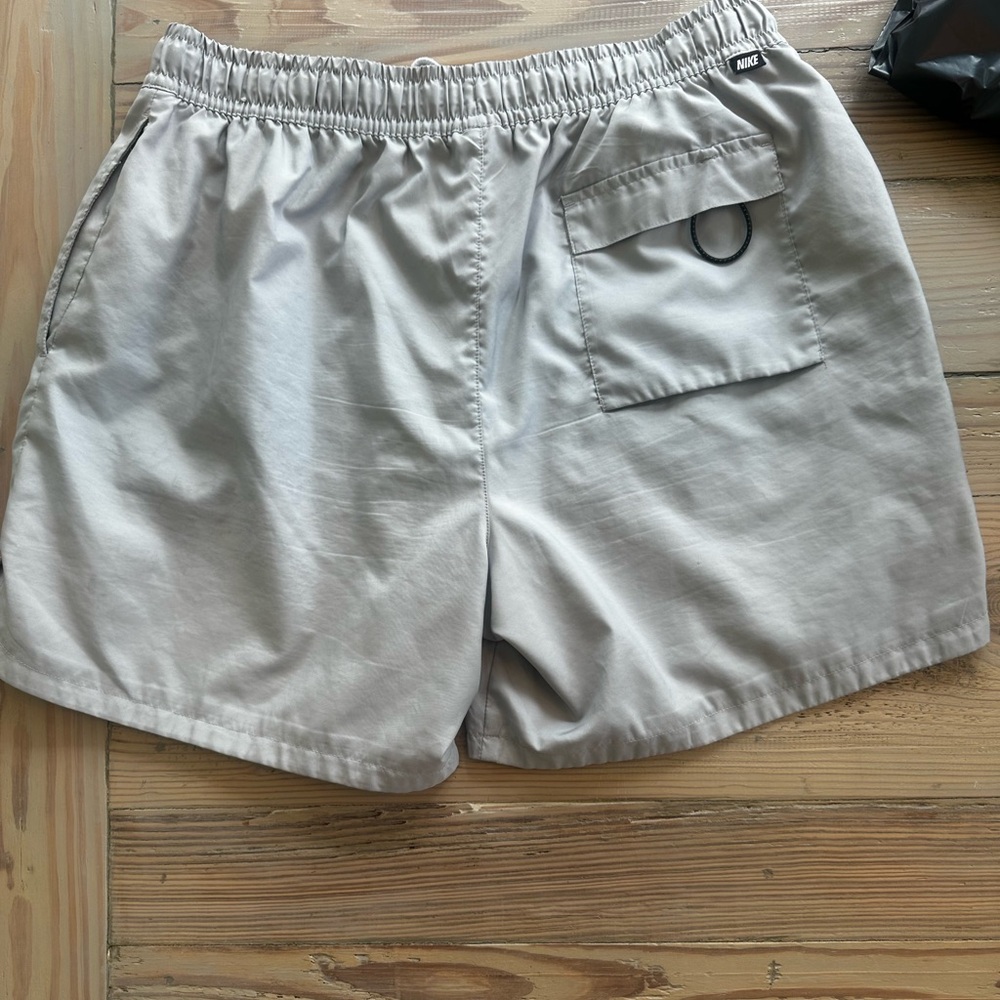 Nike Men's Woven Lined Flow Shorts Size Large - Picture 6 of 7